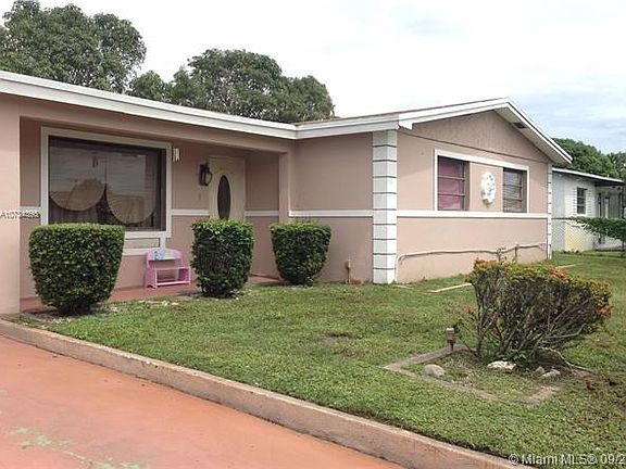 5th image of 3485 NW 205th St