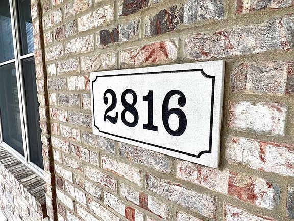 5th image of 2816 Powell Dr