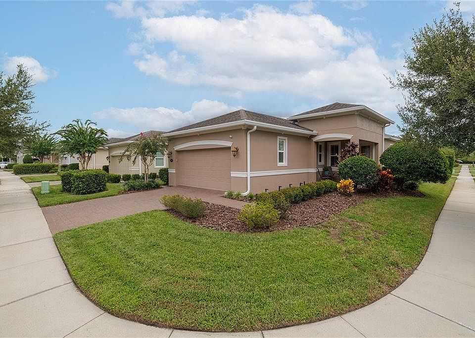 1st image of 1675 VICTORIA GARDENS DRIVE