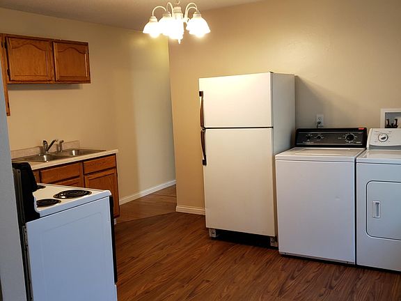 2nd image of 436 N 4th St