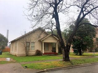 411 W 10th St, Georgetown, TX 78626