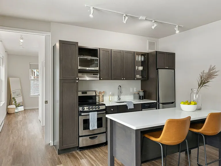 Motiv Apartments — Photo 15