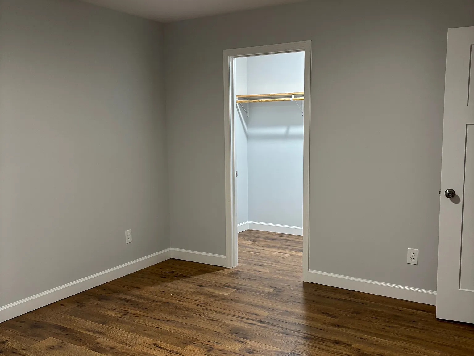2 bed, 900 sqft, $900 — Photo 4