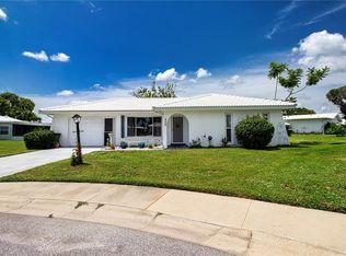 808 Mandarin Cir, Bradenton, FL 34208