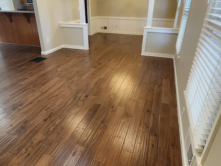 6308 Greenwood St — Photo 3