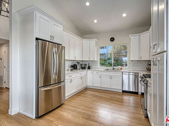 5th image of 21465 Iglesia Drive
