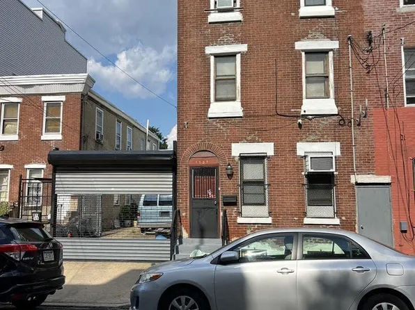 1937 E Huntingdon St, Philadelphia, PA 19125