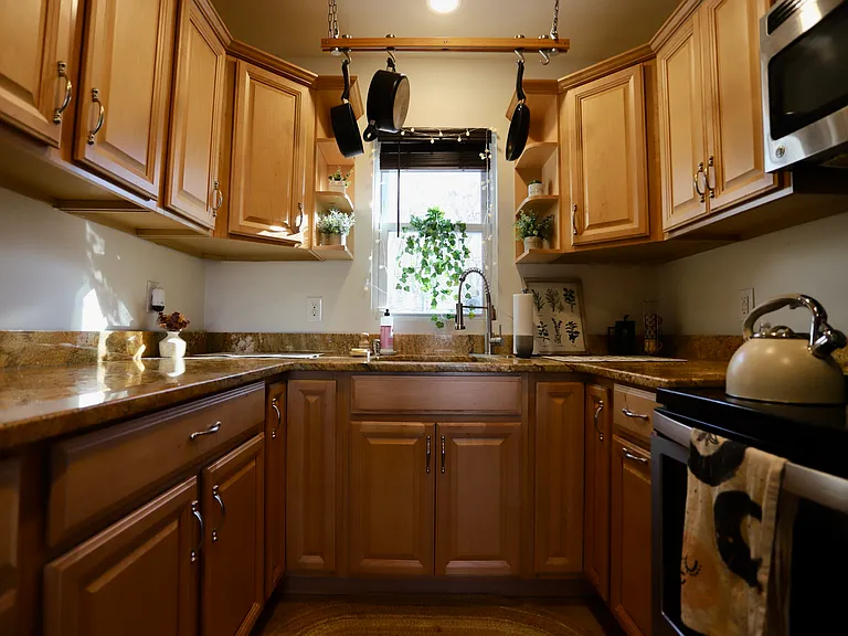 Sterling Pl — Photo 29