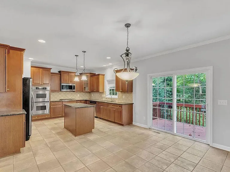 9301 Perini Ct — Photo 15