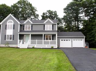 17 Lilah Ln, Pembroke, MA 02359