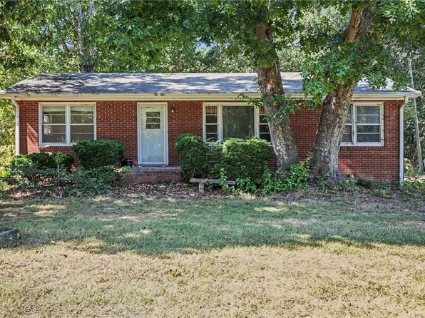 7034 Hemphill Rd, Julian, NC 27283