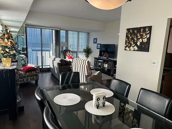 3rd image of 1 Daniel Burnham Ct APT 311