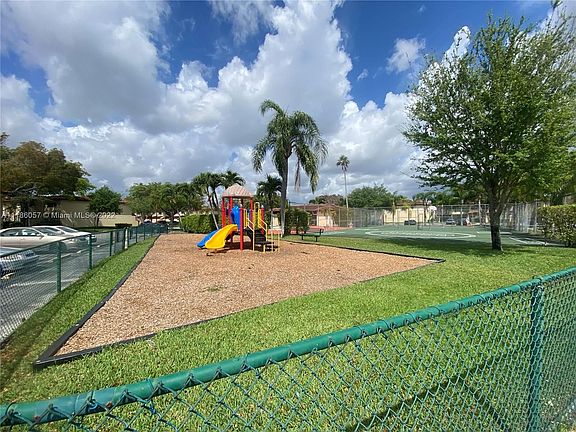 2nd image of 4664 NW 90th Ave #0
