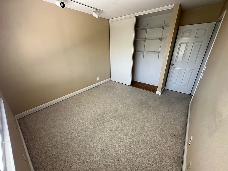 5286 Rio Grande Dr — Photo 9