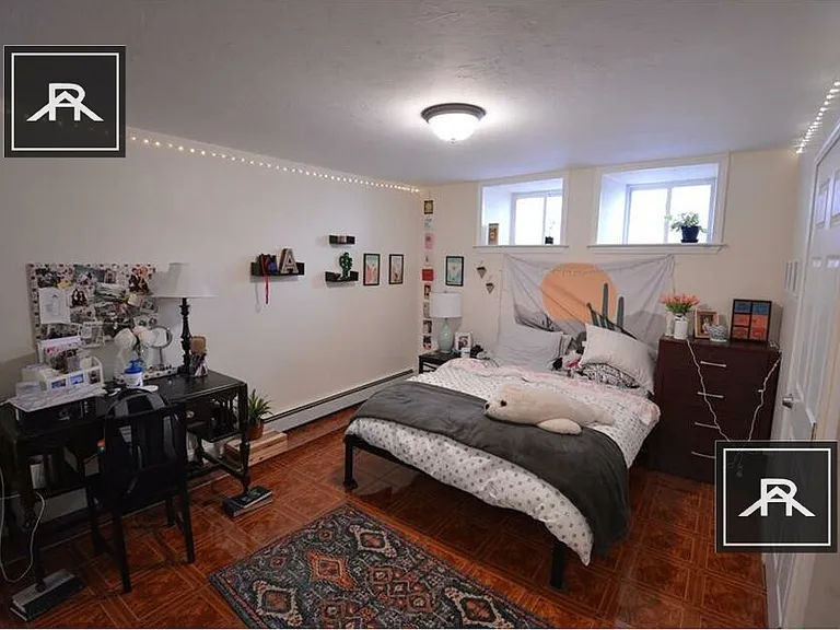 92 Pleasant St #1 — Photo 5