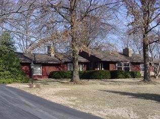 5 Beacon Hill Ln, Saint Louis, MO 63141