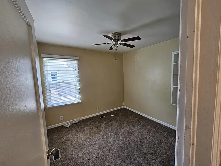 6132 S Cedar St — Photo 8