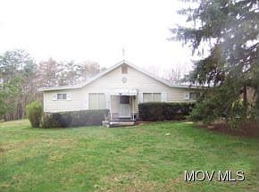 1st image of 87 Blackberry Ln