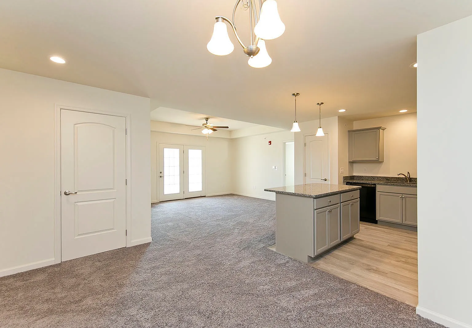 PRIORITY PLACE APTS — Photo 1