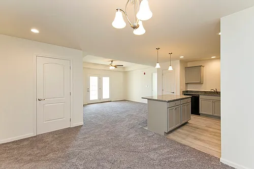 PRIORITY PLACE APTS Photo 1