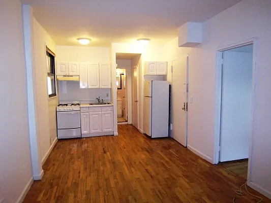 Rented by Friedman Roth Realty | media 27