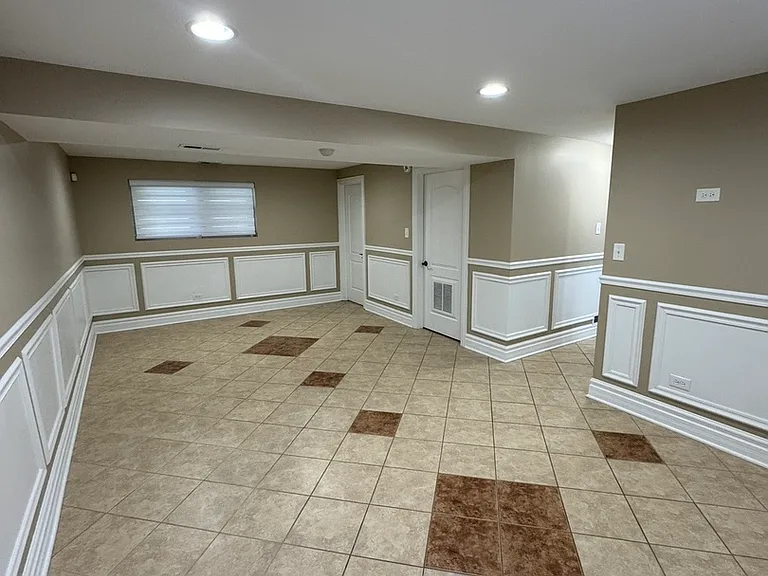 20078 Monterey Ave — Photo 17