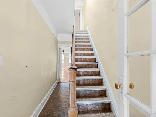 730 47th Street image 6 of 10