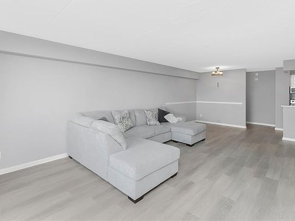3rd image of 250 Gorge Rd APT 21E