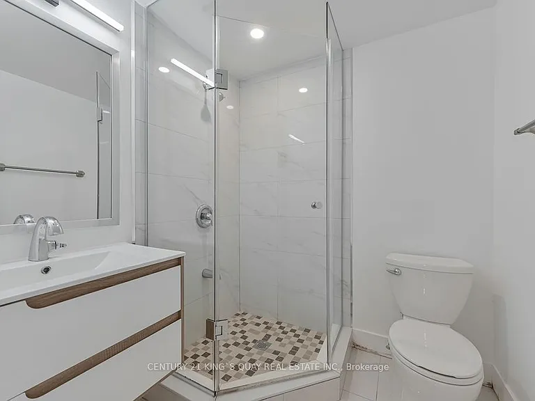 989 Old Cummer Ave #LOWER — Photo 19