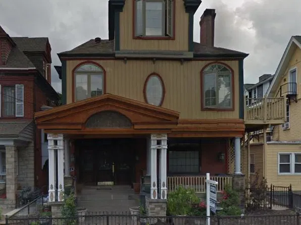 518 Washington Ave #A, Carnegie, PA 15106