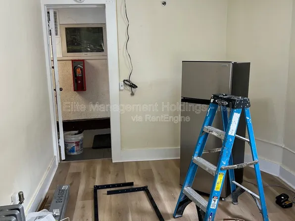 61 Columbia St #2, Newark, NJ 07102