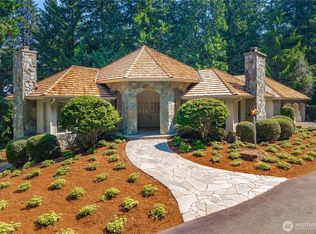 18601 SE 64th Way, Issaquah, WA 98027