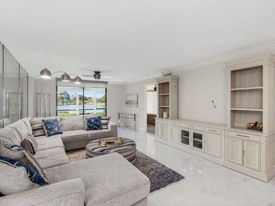 5574 Witney Dr APT 109, Delray Beach, FL, 33484