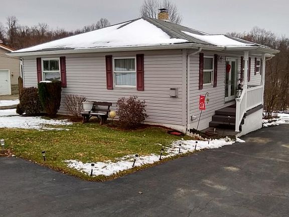 Ranch style on 1/4 acre