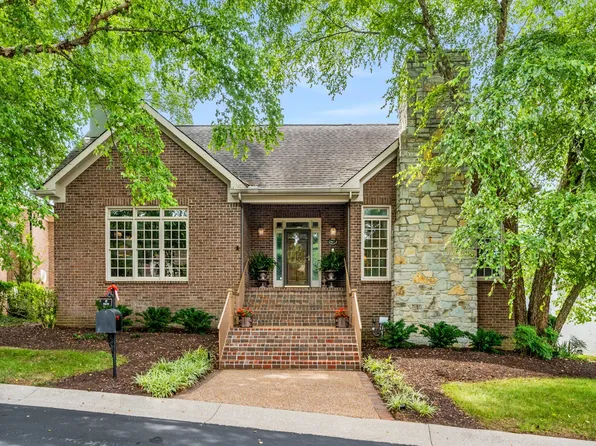 105 Savoy Cir, Nashville, TN 37205