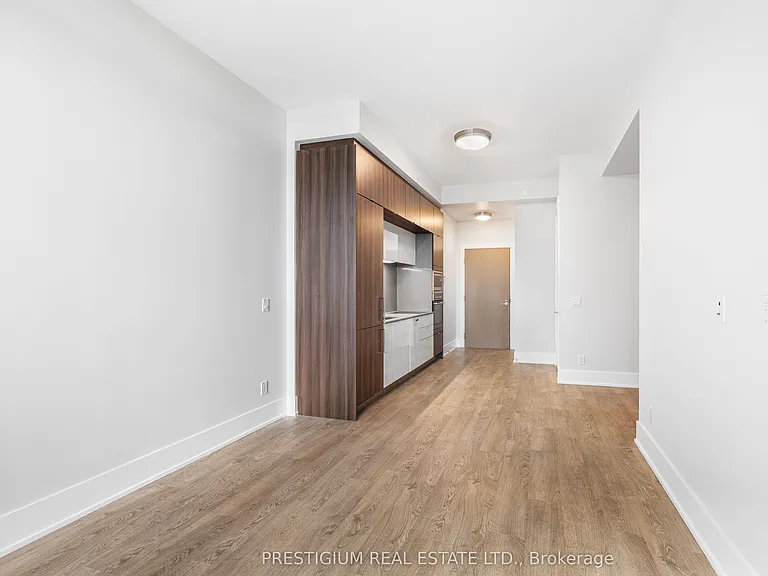 1 Edgewater Dr #202 — Photo 10