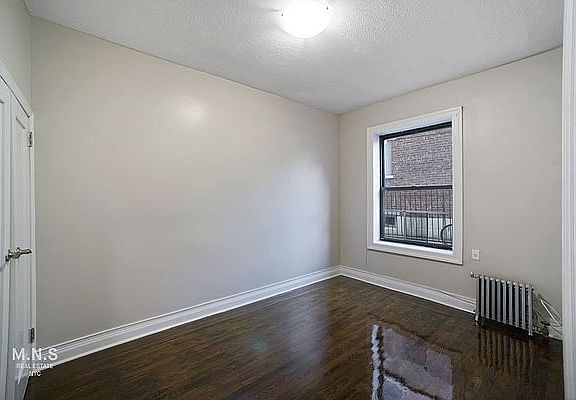 4th image of 432 Suydam St APT C2