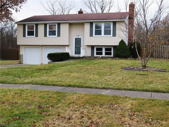 22266 Lorraine Dr, Strongsville, OH 44149