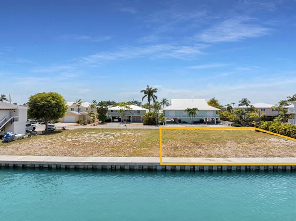 790 10th St, Key Colony Beach, FL 33051