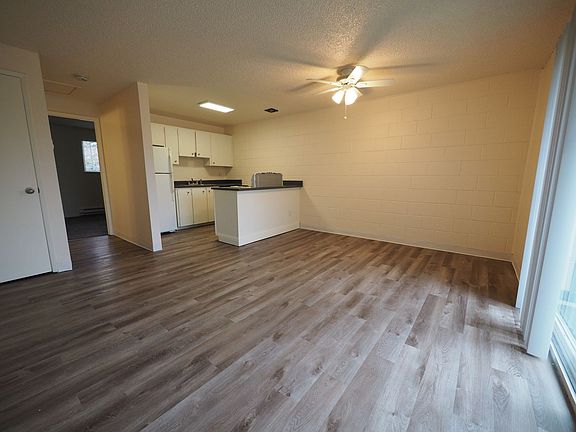 3rd image of 1136 NE 181st Ave #415-05