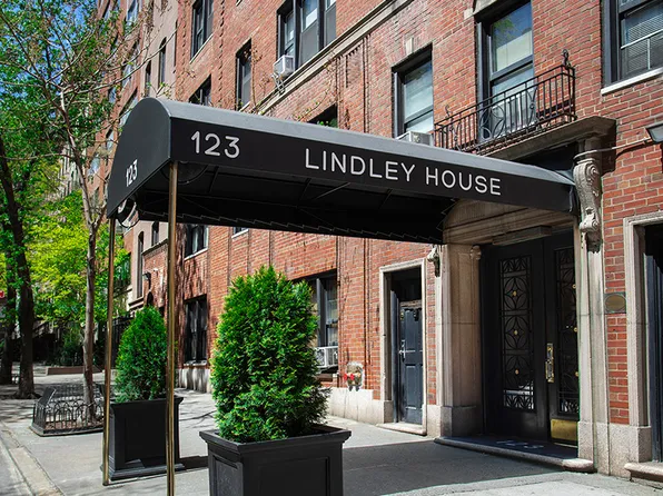 123 East 37th Street image 1 of 15