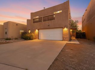 2105 San Venito Rd NW, Albuquerque, NM 87104