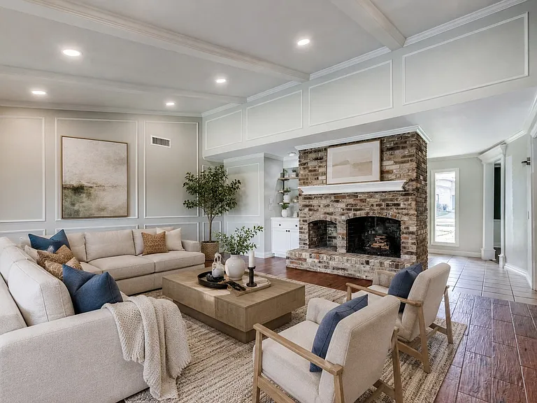 6707 Hillwood Ln — Photo 4
