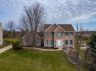 1126 Red Tail Dr, Verona, WI 53593