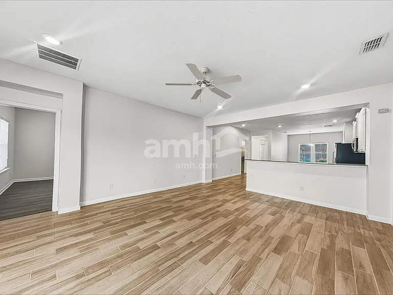 226 Athens Dr — Photo 6