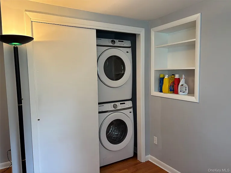 239 Vineyard Ave — Photo 14