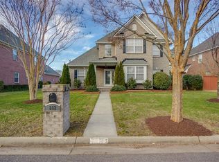802 Poquoson Xing, Chesapeake, VA 23320