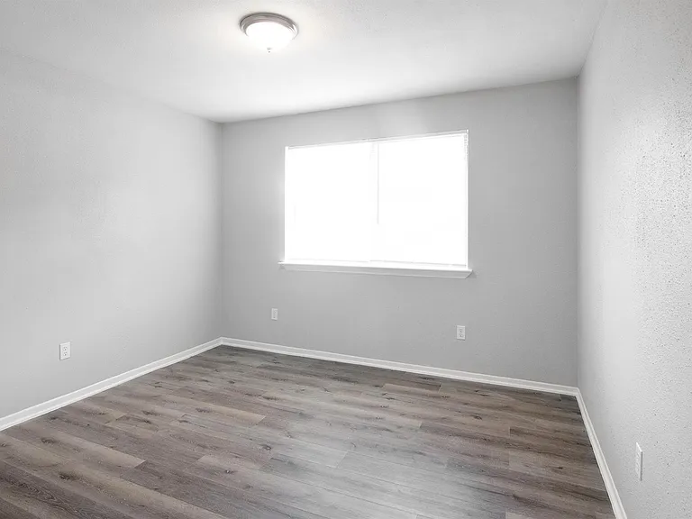 23710 Farm Hill Rd — Photo 19