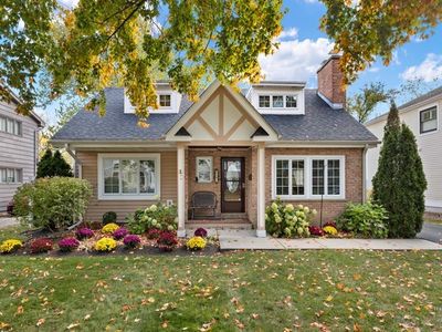 (Undisclosed Address), Barrington, IL, 60010