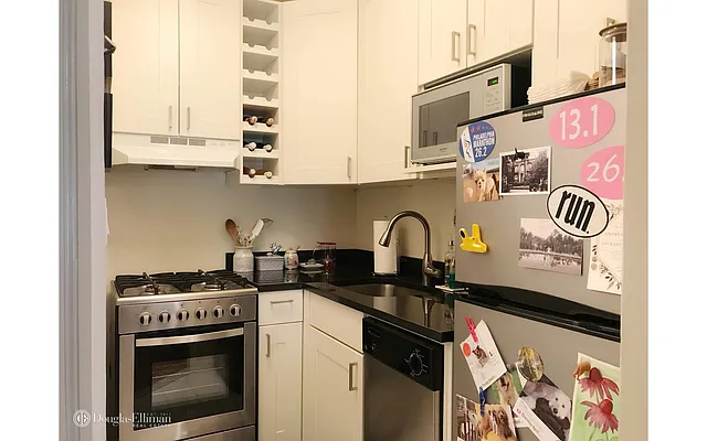 Rented by Douglas Elliman | media 15